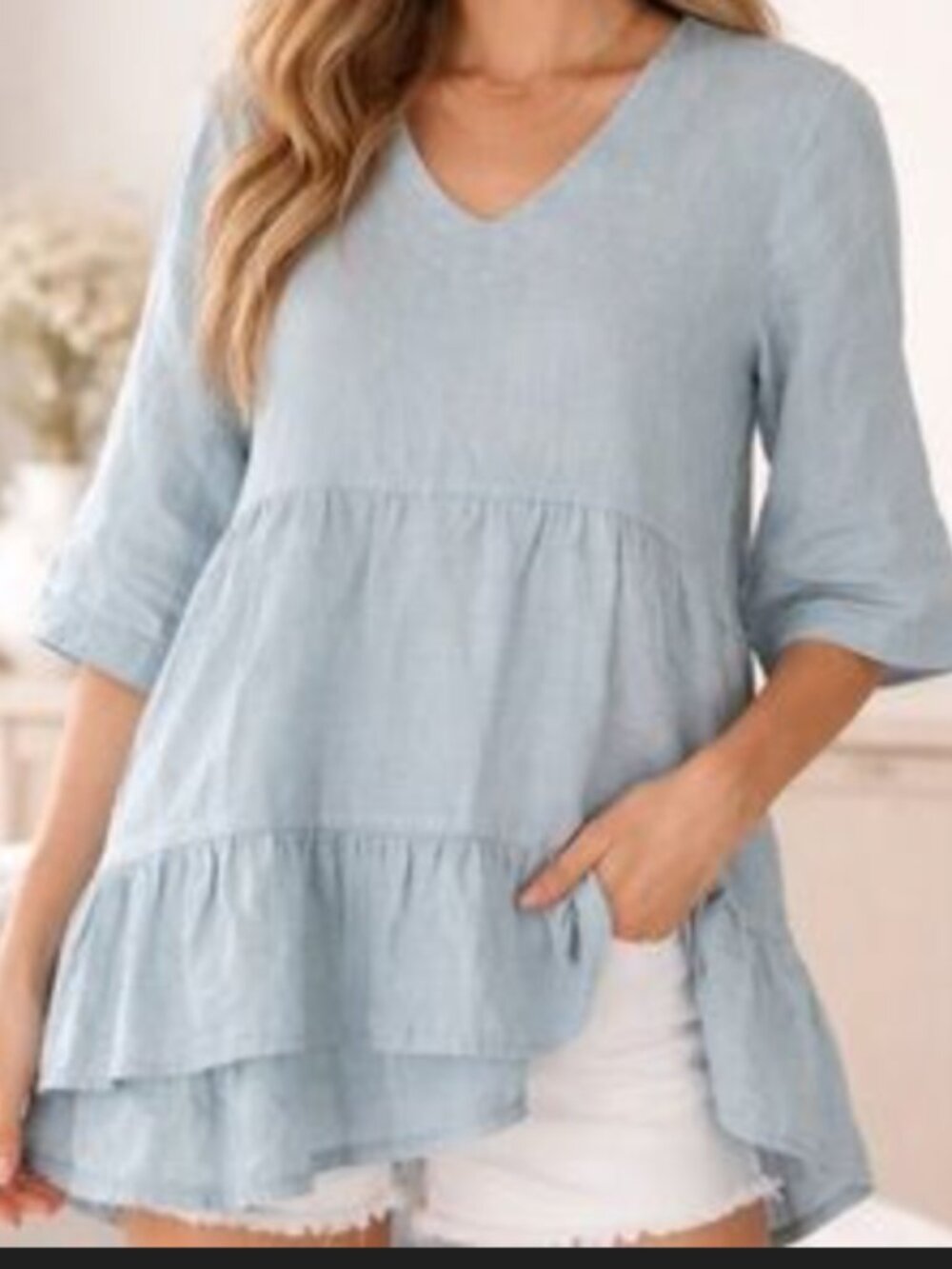 Laura Bianchi Relaxed V-Neck Ruffle Hem Linen Top Light Blue Size Medium